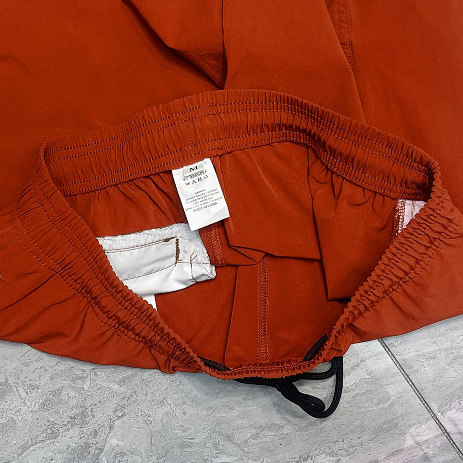 thumbnail image 4 of Pantalones de playa de nylon elástico en 4 direcciones para hombre - Pantalones cortos de baño holgados de talla grande con bolsillos - Cintura elástica transpirable para resorts costeros, 4 of 7